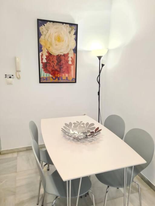 סביליה C Palacio Parking Segun Disponibilidad מראה חיצוני תמונה